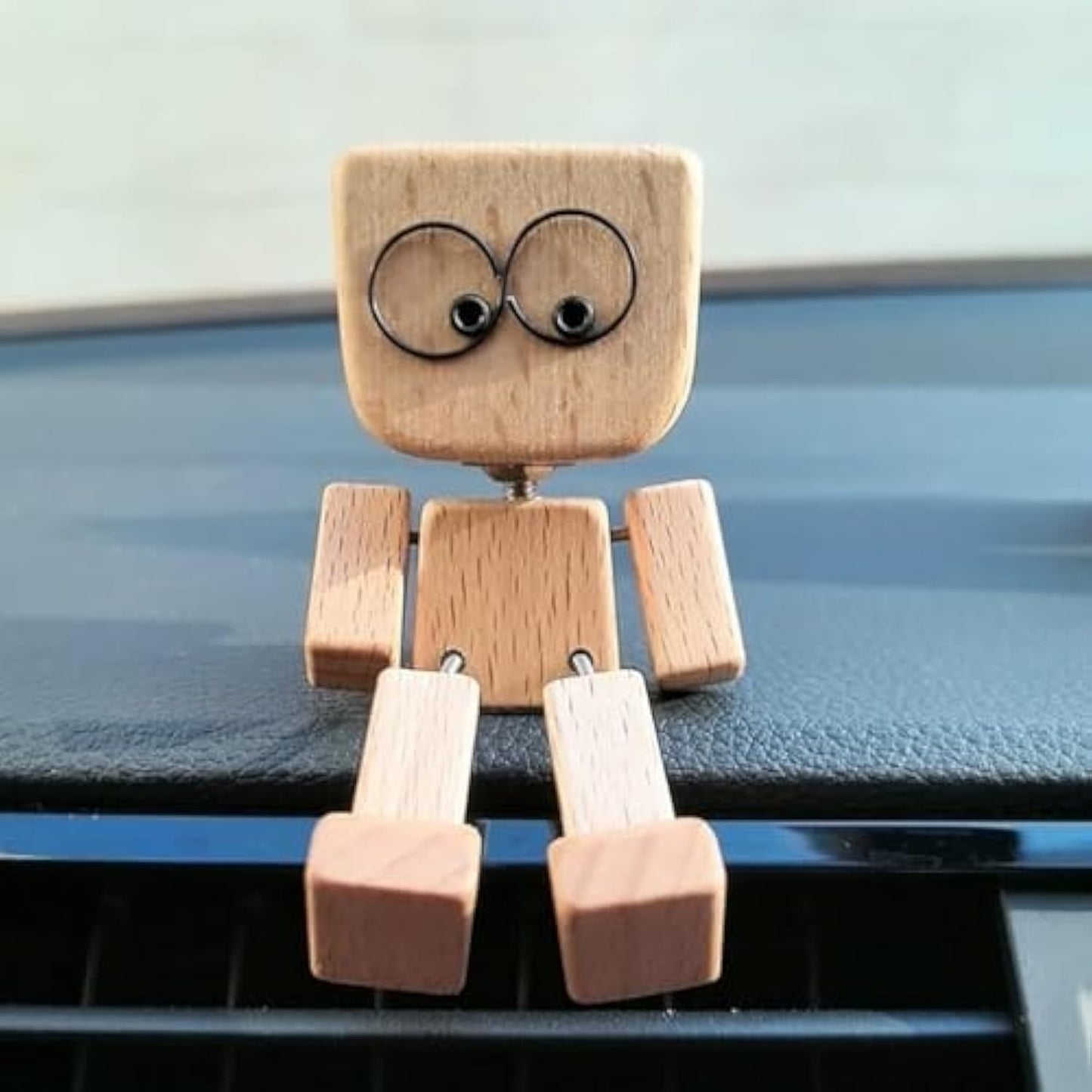 Shaking Feet Wooden Doll with 12PCS Magnetic Expressions
