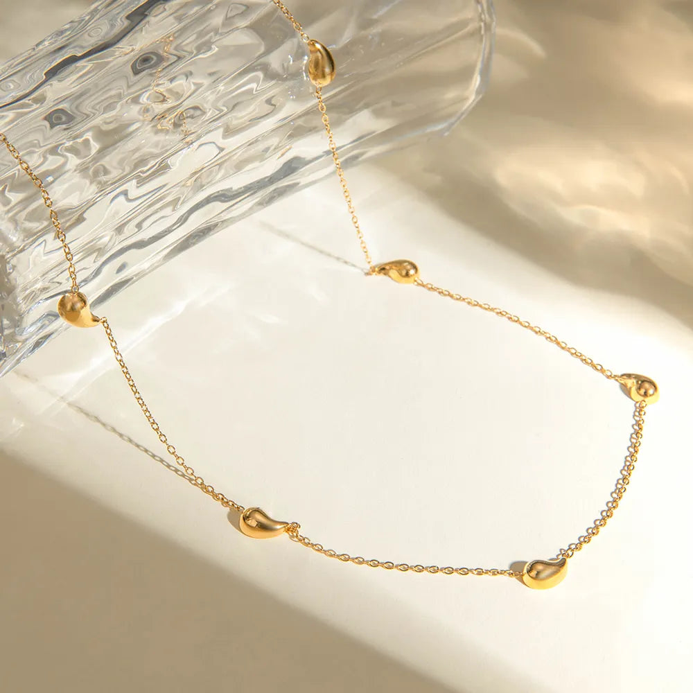 Golden Beaded Necklace: Simple Elegance in Every Detail
